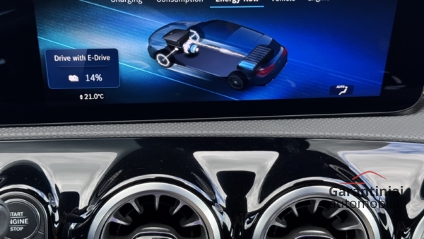 Mercedes Benz CLA 250e AMG 2025 m. Įkraunamas hibridas 23