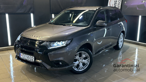 Mitsubishi Outlander 2.4 PHEV 4WD 2020 m. Įkraunamas hibridas. 1