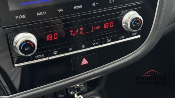 Mitsubishi Outlander 2.4 PHEV 4WD 2021 m. Įkraunamas hibridas. 20