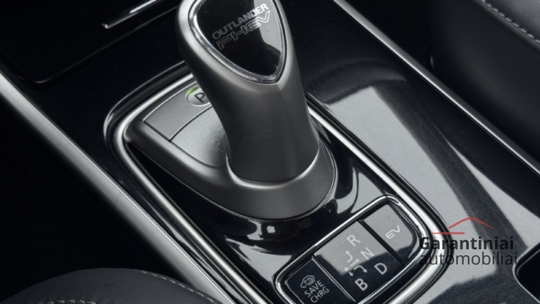 Mitsubishi Outlander 2.4 PHEV 4WD 2021 m. Įkraunamas hibridas. 24