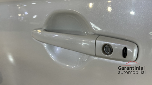 Mitsubishi Outlander 2.4 PHEV 4WD 2021 m. Įkraunamas hibridas. 32
