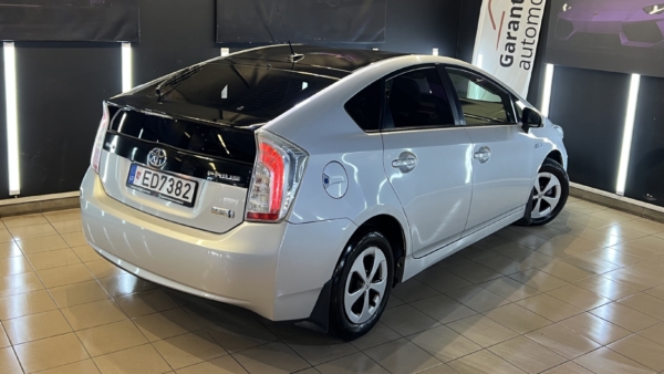 Alternative view of Toyota Prius 1.8 Premium 2014 m. Įkraunamas hibridas