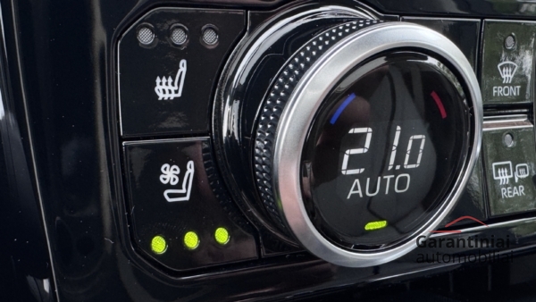 Toyota Highlander 2.5 Hybrid Premium AWD-i 2023 m. 7 vietos 29