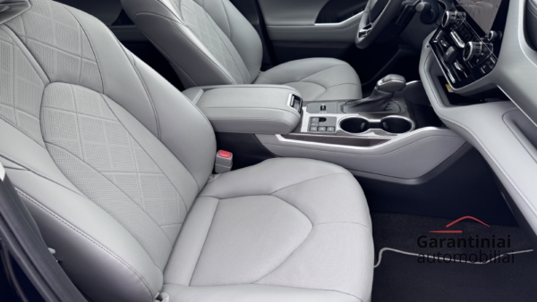 Toyota Highlander 2.5 Hybrid Premium AWD-i 2023 m. 7 vietos 7