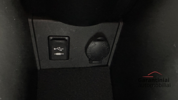 Toyota Prius 1.8 Premium 2014 m. Įkraunamas hibridas 21