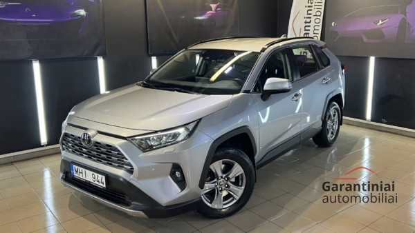 Toyota RAV4 2.0 Luxury + Comfort paketas 2022 m. 1