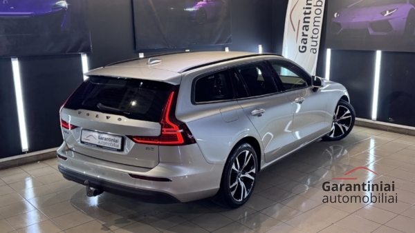 VOLVO V60 2.0 B3 Essential 2022 m. 2