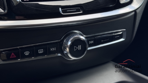 VOLVO V60 2.0 B3 Essential 2022 m. 23