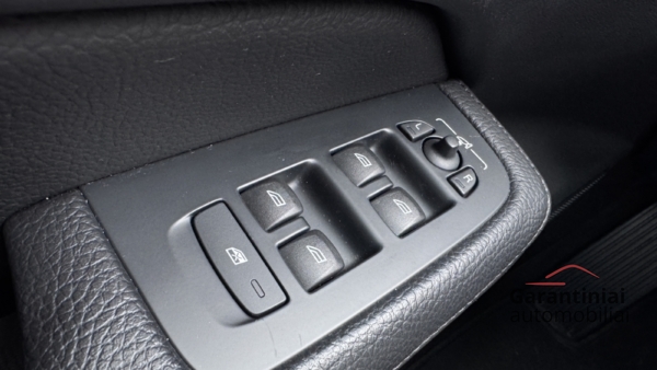 VOLVO V60 2.0 B3 Inscription 2022 m. 26