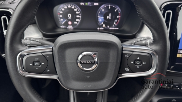 Volvo XC40 2.0 Momentum AWD 2018 m. 10