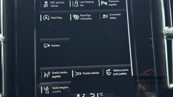 Volvo XC40 2.0 Momentum AWD 2018 m. 19