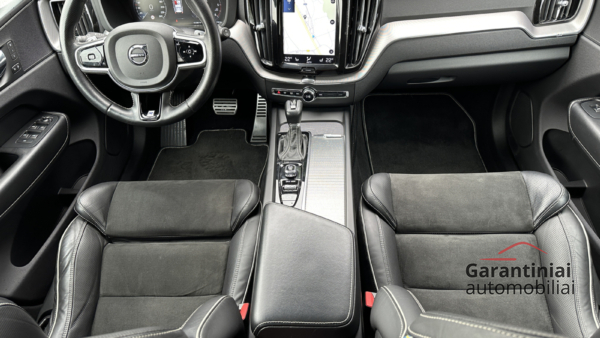 Volvo XC60 2.0 D4 AWD R-Design 2018 m. 3