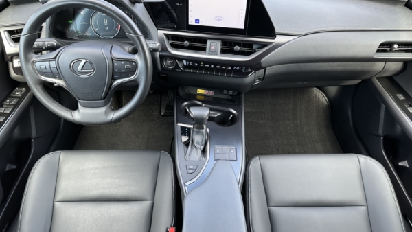 Lexus UX 250h 2.0 F-Sport Design 2023 m. 3