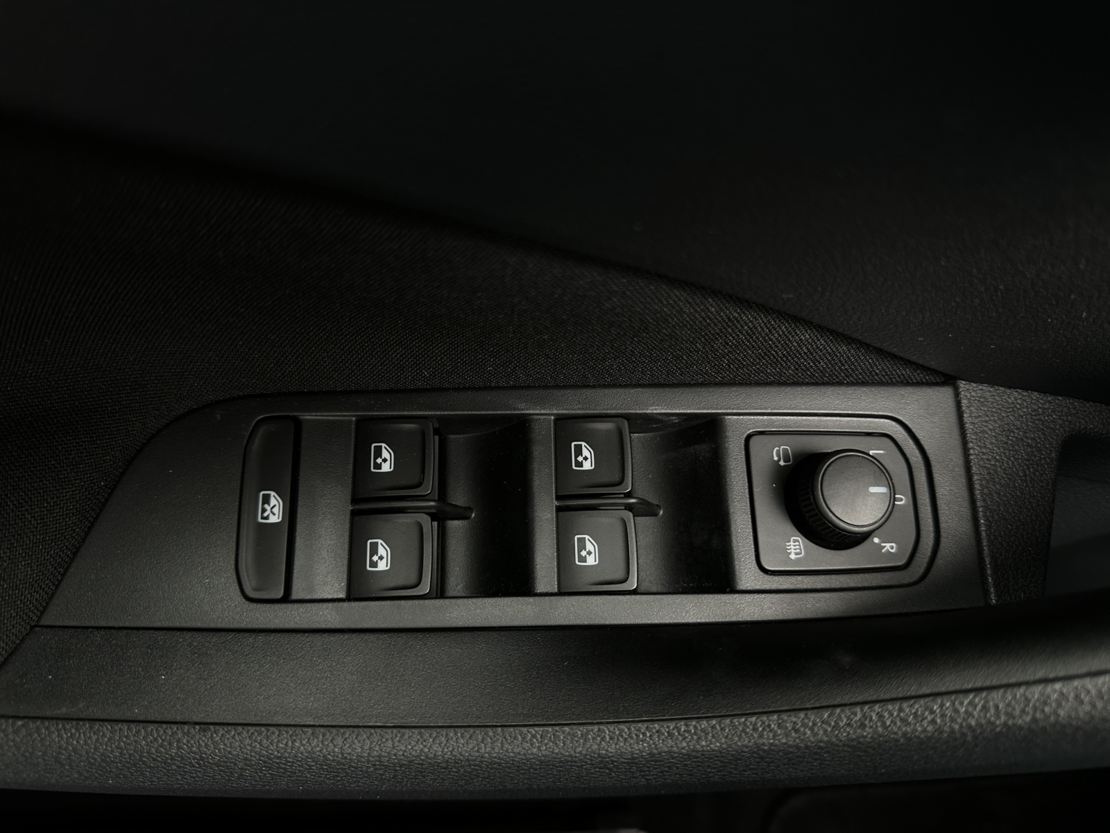 Škoda Kamiq 1.5 TSi Monte Carlo 2022 m. 24