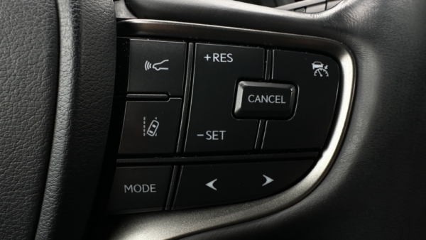 Lexus UX 250h 2.0 F-Sport Design 2023 m. 12