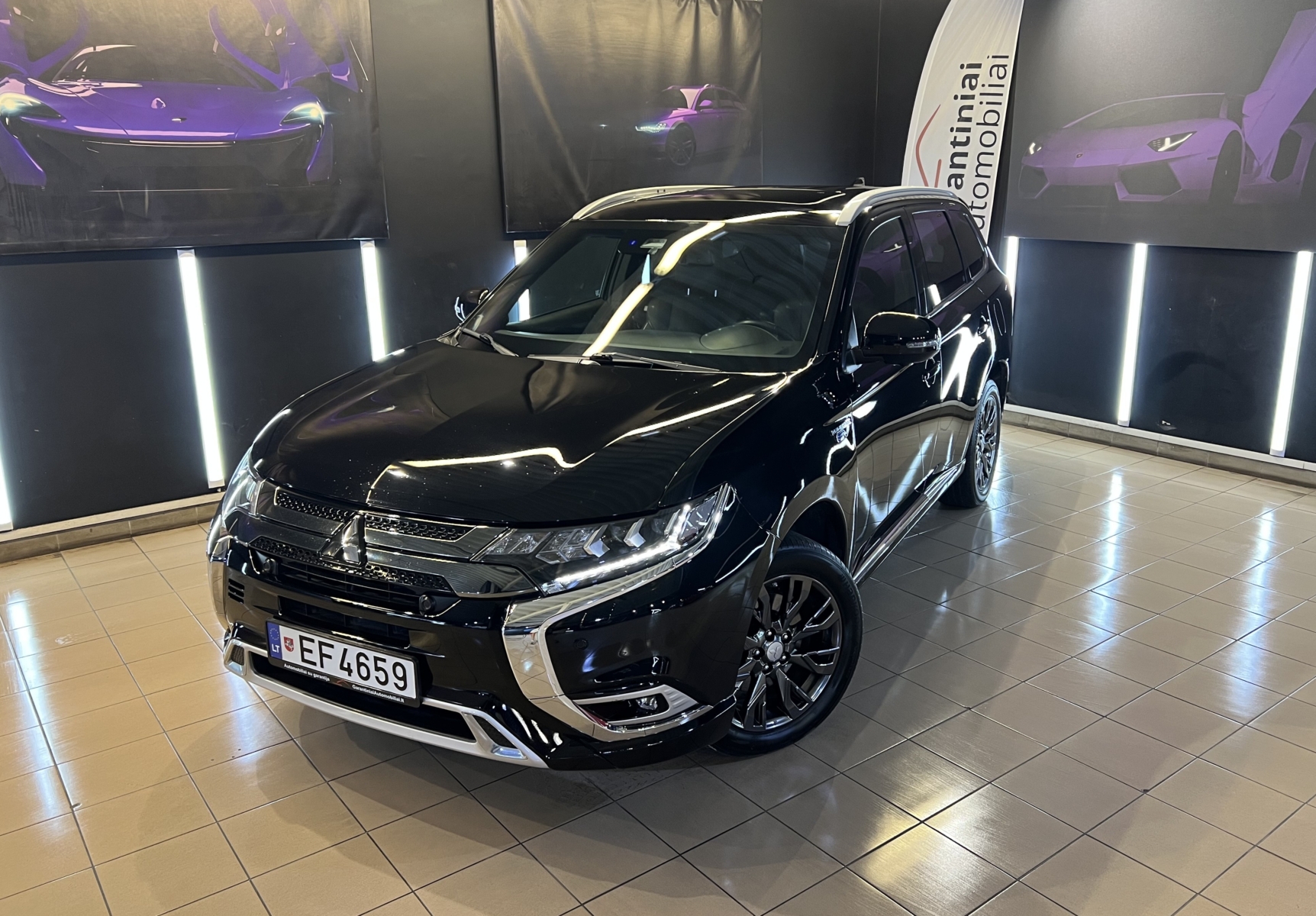 Mitsubishi Outlander 2.4 PHEV 4WD 2019 m. Įkraunamas hibridas. 1