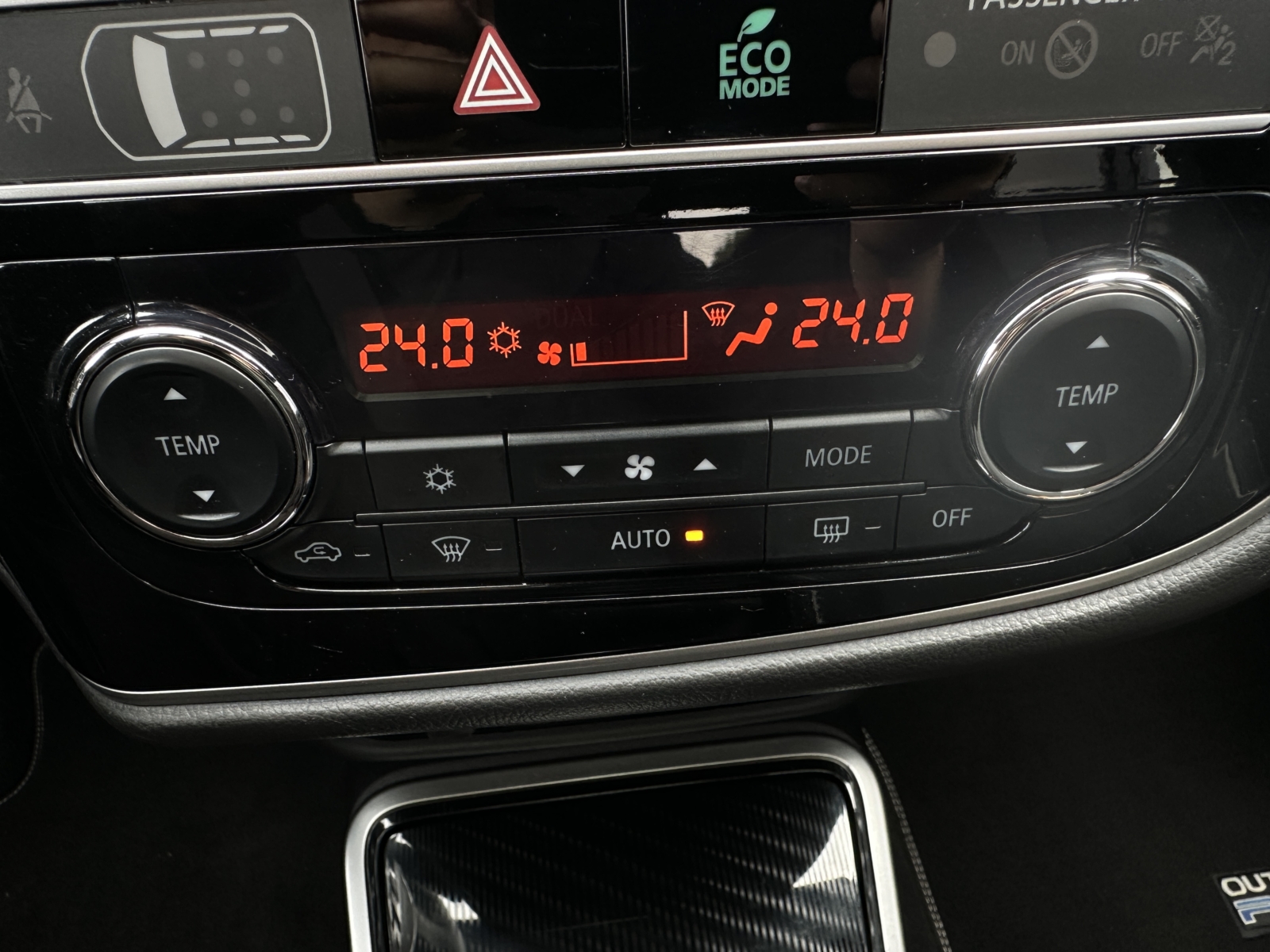 Mitsubishi Outlander 2.4 PHEV 4WD 2019 m. Įkraunamas hibridas. 23