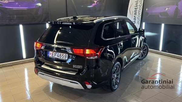 Mitsubishi Outlander 2.4 PHEV 4WD 2019 m. Įkraunamas hibridas. 2