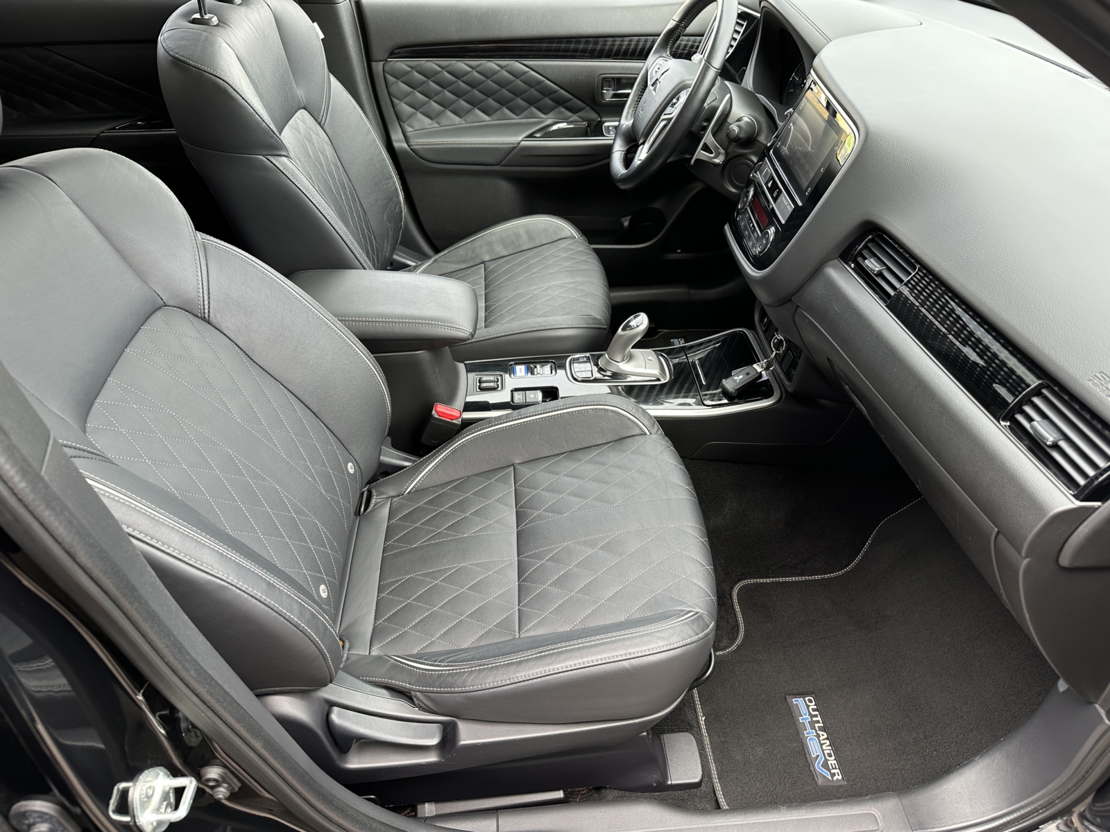 Mitsubishi Outlander 2.4 PHEV 4WD 2019 m. Įkraunamas hibridas. 8