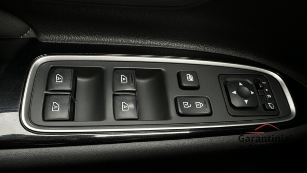 Mitsubishi Outlander 2.4 PHEV 4WD 2019 m. Įkraunamas hibridas. 27