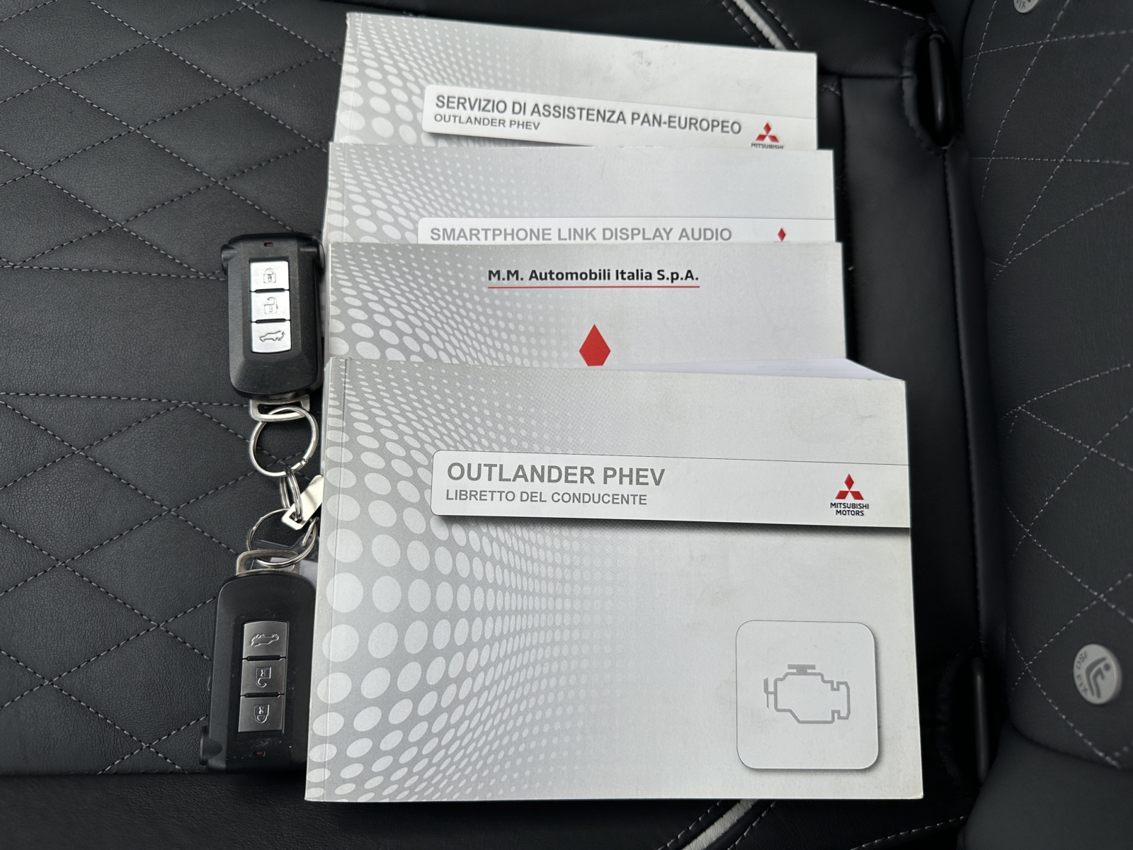 Mitsubishi Outlander 2.4 PHEV 4WD 2019 m. Įkraunamas hibridas. 31