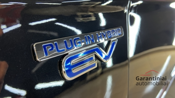 Mitsubishi Outlander 2.4 PHEV 4WD 2019 m. Įkraunamas hibridas. 3