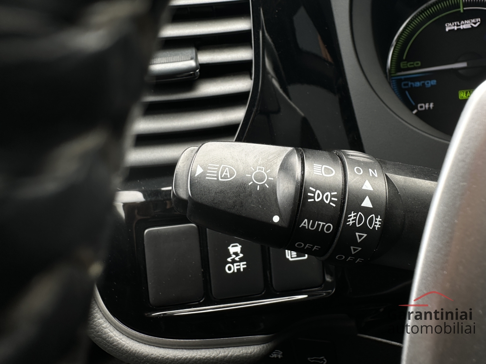 Mitsubishi Outlander 2.4 PHEV 4WD 2019 m. Įkraunamas hibridas. 17