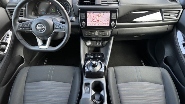 Nissan Leaf N-Connecta 40 kWh 2023 m. Elektromobilis 3