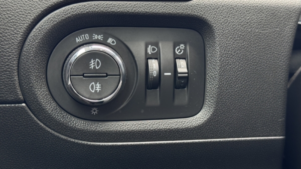 Opel Grandland X 1.5 CDTi Business Edition 2021 m. 28