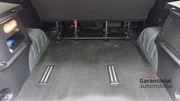 Renault Trafic 2.0 2022 m. 9 vietų keleivinis mikroautobusas 8