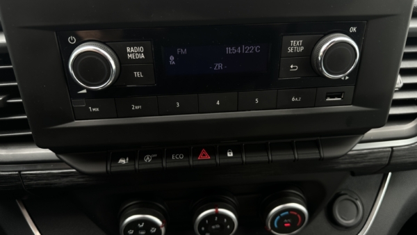 Renault Trafic 2.0 2025 m. 9 vietų keleivinis mikroautobusas 13