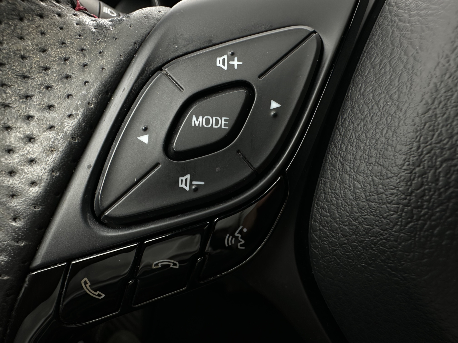Toyota C-HR 2.0 Hybrid GR Sport 2023m. 10