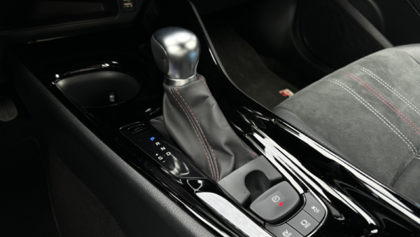 Toyota C-HR 2.0 Hybrid GR Sport 2023m. 22