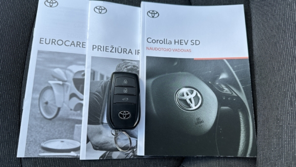 Toyota Corolla sedan 1.8 Hybrid Active 2025 m. 25