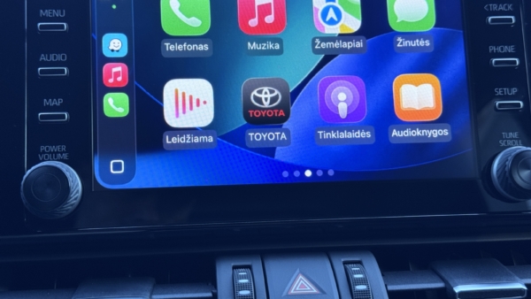 Toyota RAV4 2.0 Luxury + Comfort paketas 2022 m. 16