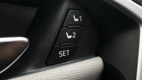 Toyota RAV4 2,5 Hybrid Premium 2021 m. 23