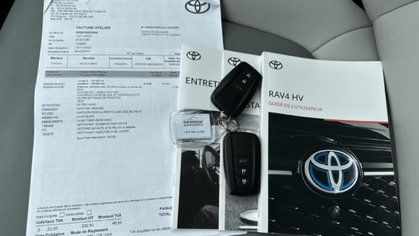 Toyota RAV4 2,5 Hybrid Premium 2021 m. 32