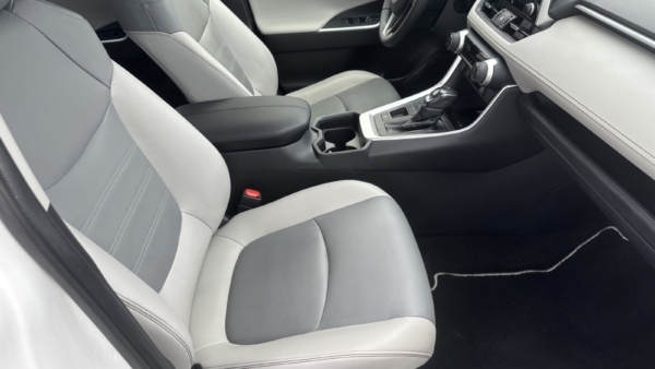 Toyota RAV4 2,5 Hybrid Premium 2021 m. 4