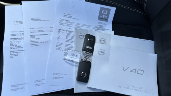 Volvo V40 2.0 D3 R-Design 2018 m. 22
