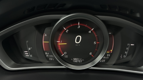 Volvo V40 2.0 D3 R-Design 2018 m. 7