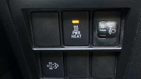 Toyota Hilux 2,8 AT Active + Cover paketas 2023 m. 24