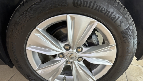 Lexus UX 250h 2.0 Business 2023 m. 24