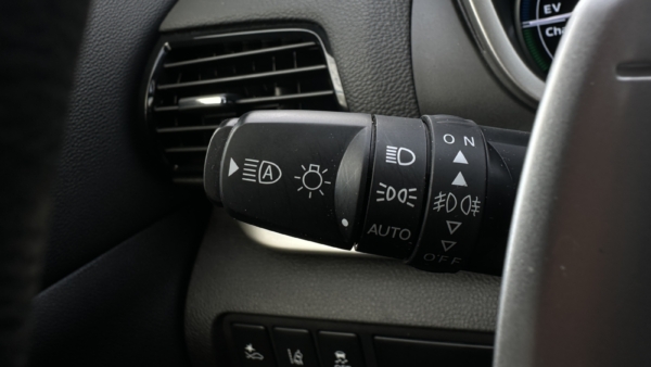 Mitsubishi Eclipse Cross 2,4 PHEV 4WD 2022 m. Įkraunamas hibridas. 10