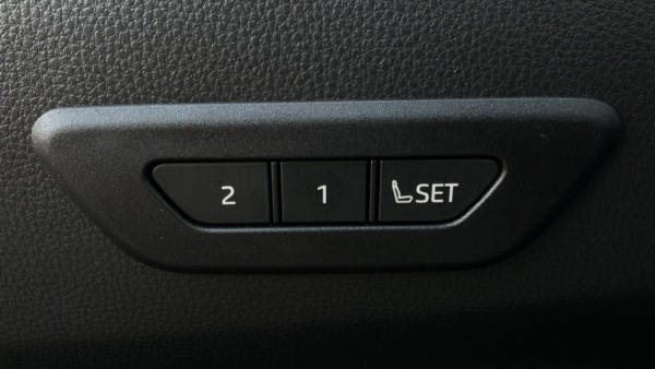 Toyota C-HR AWD-i 2.0 Hybrid GR Sport 2024 m. 32