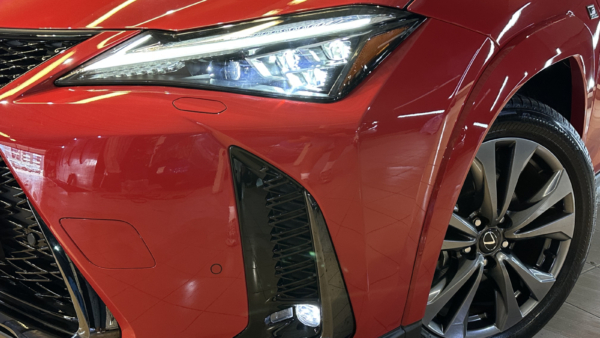 Lexus UX 300h 2.0 F-Sport AWD 2024 m. 41