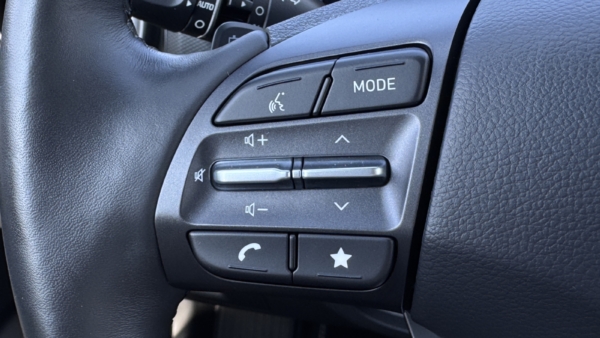 Hyundai Kona 48 kWh 2022 m. Elektromobilis 14