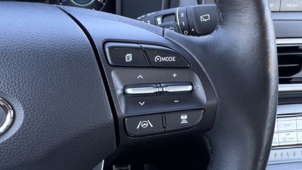 Hyundai Kona 48 kWh 2022 m. Elektromobilis 16