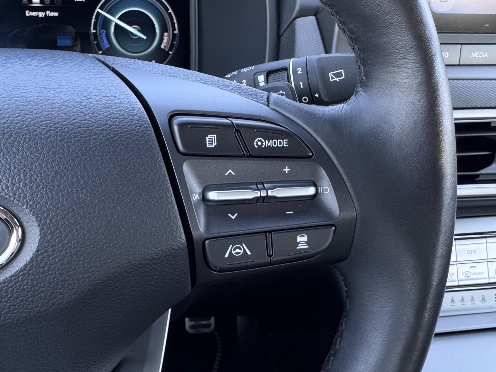 Hyundai Kona 48 kWh 2022 m. Elektromobilis 16