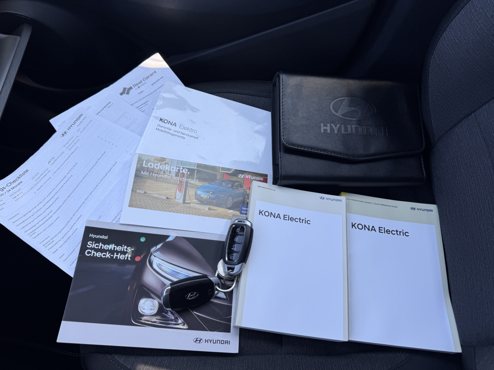 Hyundai Kona 48 kWh 2022 m. Elektromobilis 27