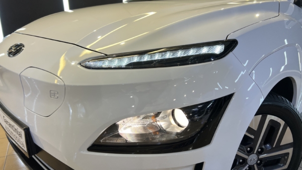 Hyundai Kona 48 kWh 2022 m. Elektromobilis 3